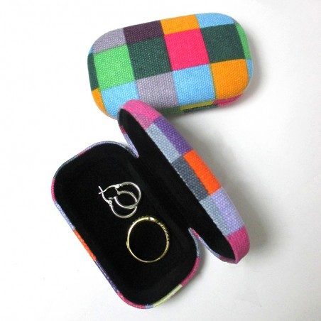 Custodia tascabile da viaggio Kikkerland Plaid Travel Case