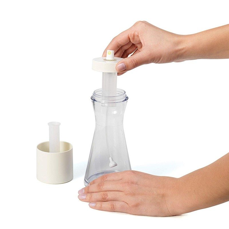 Set miscelatore per condimenti e oliera spray Chef'n Emulstir e Oil Mr