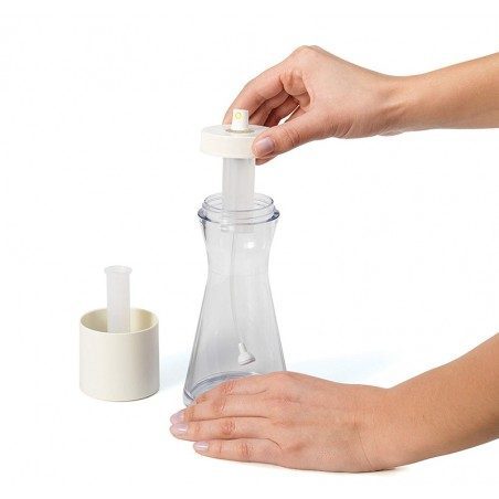 Set miscelatore per condimenti e oliera spray Chef'n Emulstir e Oil Mr Set miscelatore per condimenti e oliera spray Chef'n Emulstir e Oil Mr