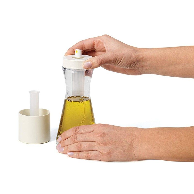 Set miscelatore per condimenti e oliera spray Chef'n Emulstir e Oil Mr