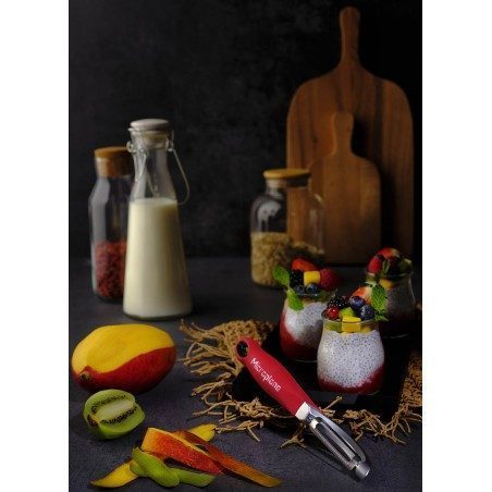 Pelaverdura e frutta a lama seghettata Microplane Professional Serrated Peeler Pelaverdura e frutta a lama seghettata Microplane Professional Serrated Peeler