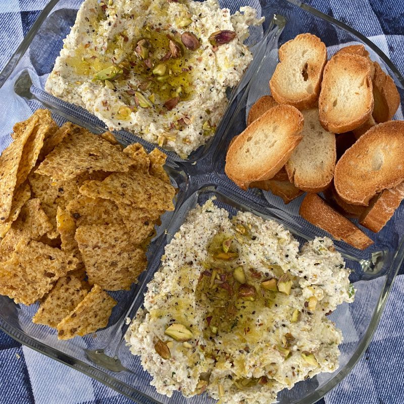 Crema di feta pistacchio ed erbe aromatiche